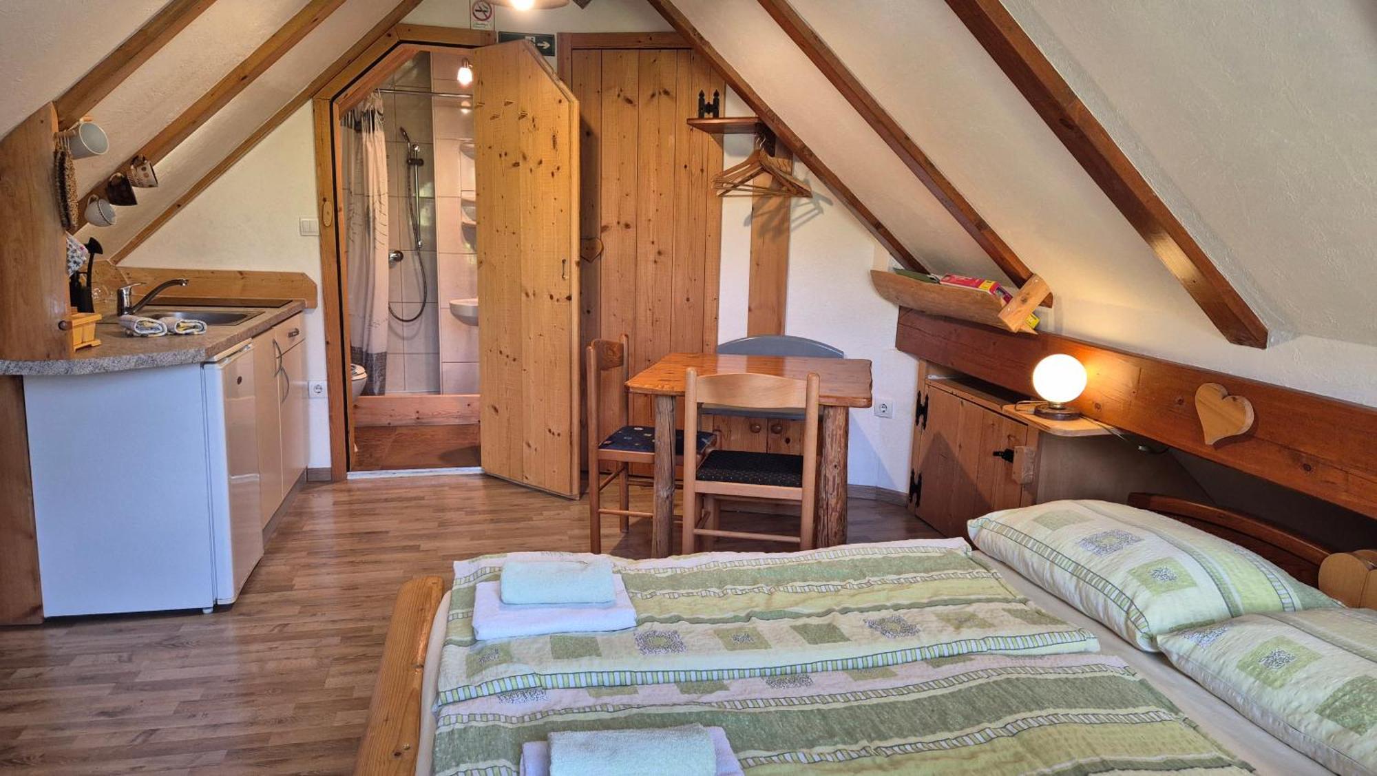 Apartments Cebelica Bohinj Eksteriør bilde